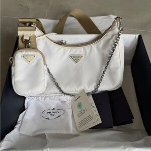 Prada Re-Edition 2005 Re-Nylon bag